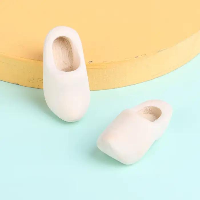 1Pair Doll House Miniature Wooden Shoes 3cm/4cm Simulation Scene Collocation Model DIY Doll Shoes Ac