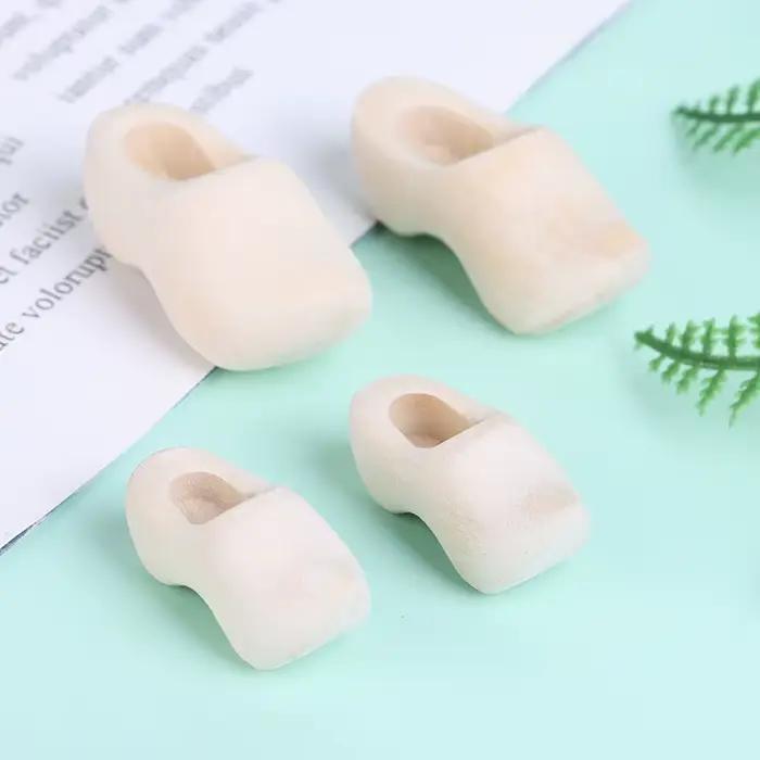 1Pair Doll House Miniature Wooden Shoes 3cm/4cm Simulation Scene Collocation Model DIY Doll Shoes Ac