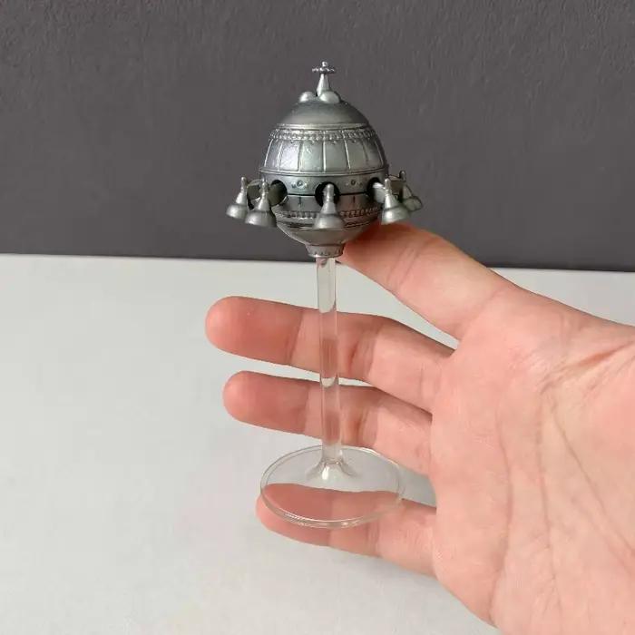 Et le jouet Ufo extraterrestre-figurine de vaisseau spatial 11 cm modèle jouet d'ornement cadeau, sa
