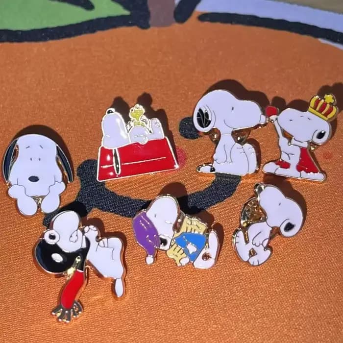 Badges métalliques Snoopys, broche Woodstock, bouton de dessin animé, broche en alliage, Badge pour 
