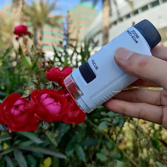 Microscope de poche pour enfants