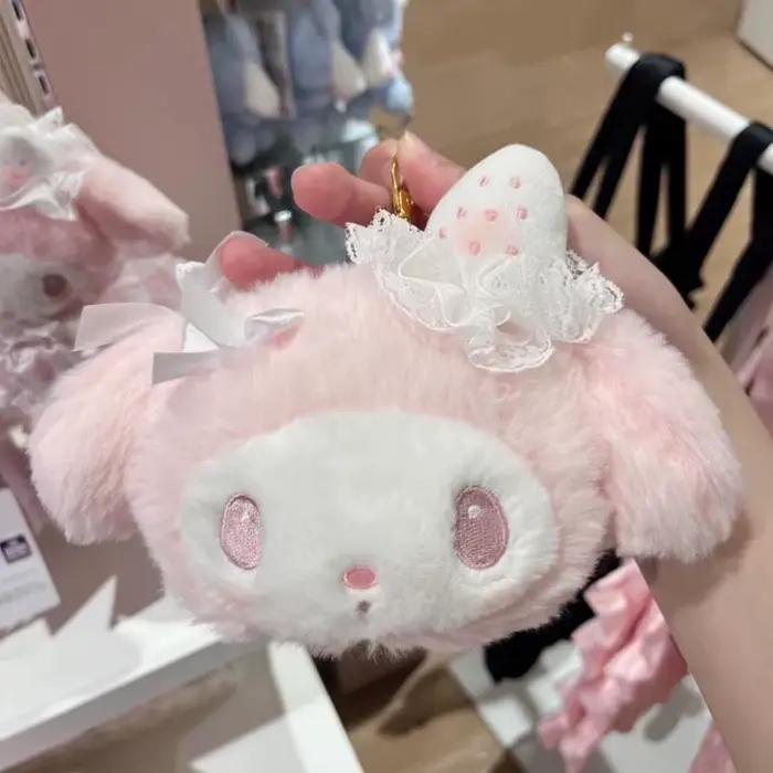 Porte-monnaie en peluche Kawaii My Melody Fraise, porte-clés, pendentif créatif pour sac à dos, cadeau d'anniversaire pour fille, décoration
