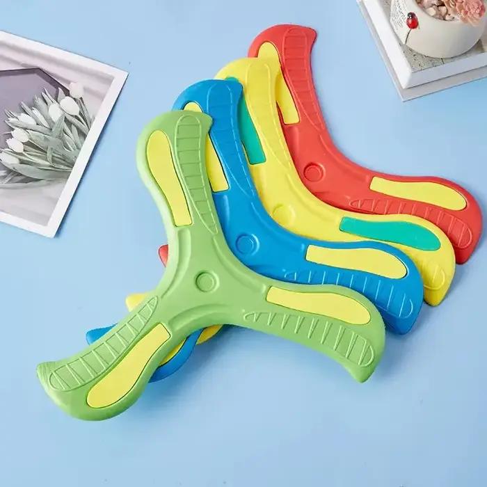 Jouet Boomerang, disque volant à trois ailettes
