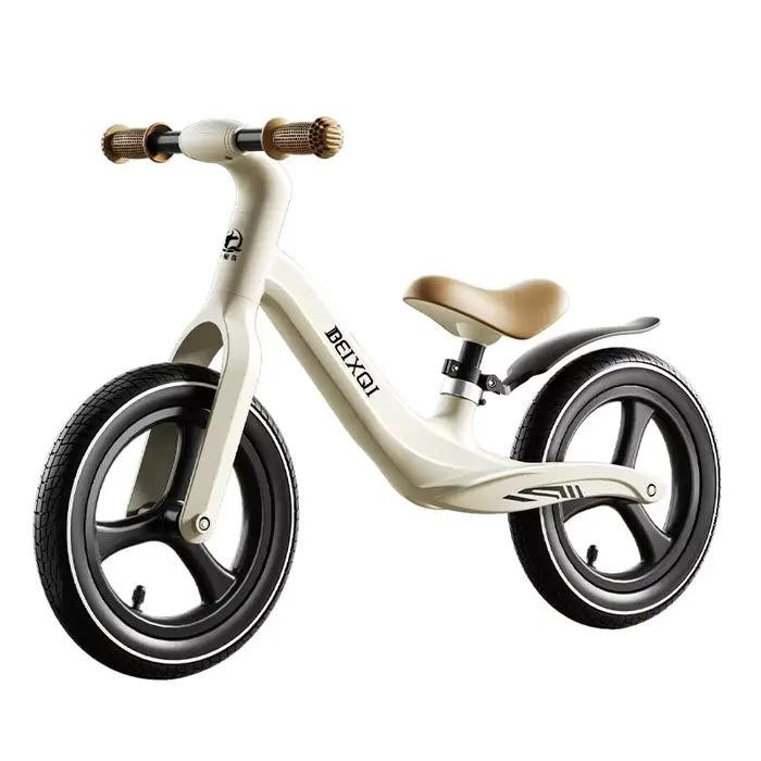 Vélo d'équilibre pour enfants sans pédales
