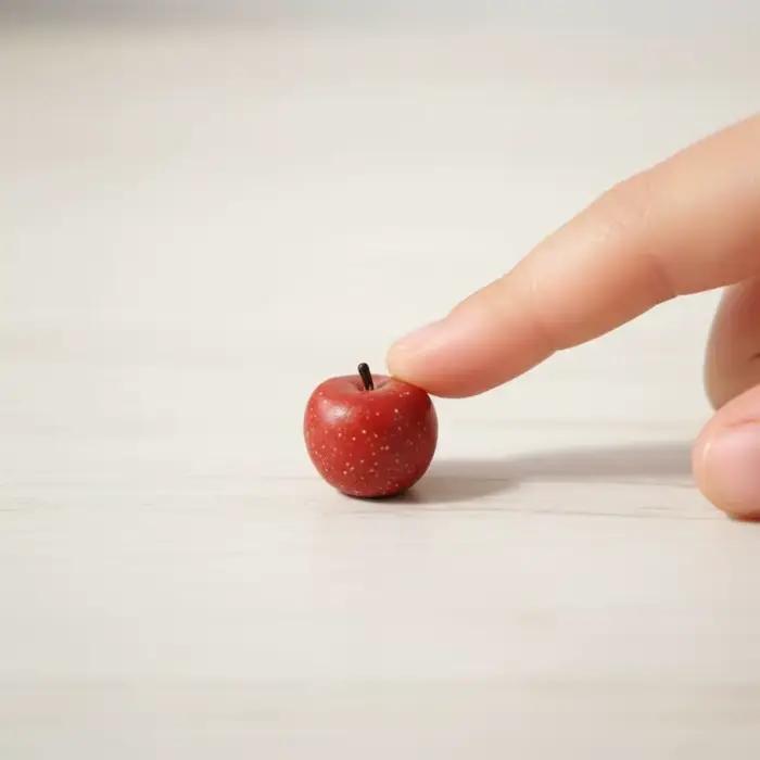 Accessoires miniatures pour maison de poupée Apple 112 : Ensemble de fruits réalistes pour décorer une scène de cuisine DIY ou une salle de jeux