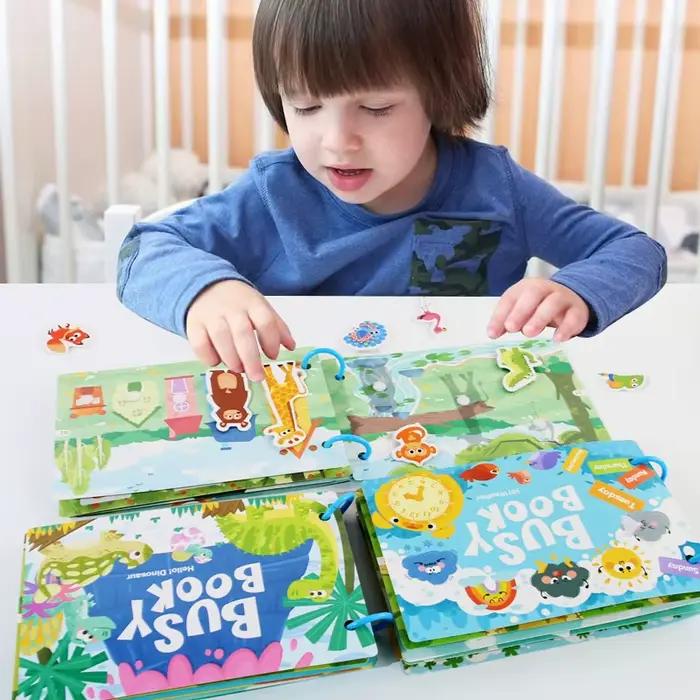 Livre Montessori Silencieux pour Enfants - Livre d'activités avec autocollants pour l'apprentissage précoce du mot-par-mot et l'éveil éducatif