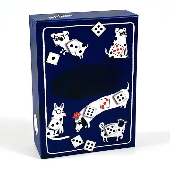Jeu de cartes-un jeu sur les dés roulants pour augmenter votre chance et le chien