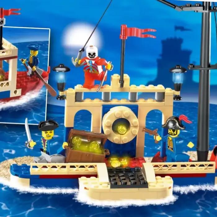 Blocs de construction de bateaux pirates – Ensemble de briques éducatives pour enfants, modèle de navire pirate compatible avec des figurines d'action, modèle de jouets
