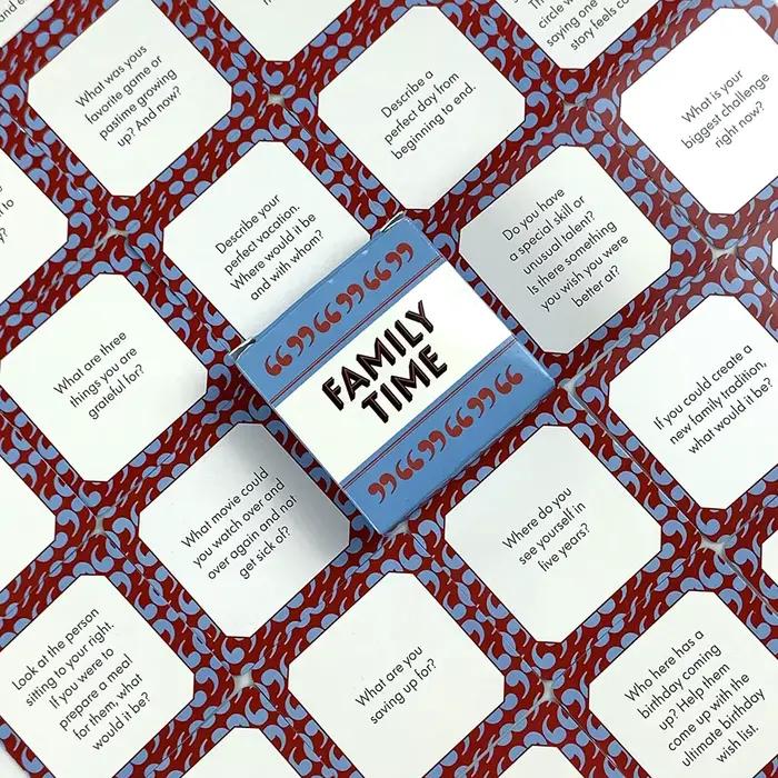 Petit jeu de cartes pour les réunions de famille