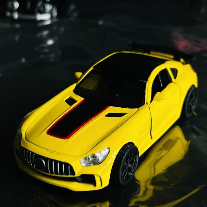 Modèle de voiture en alliage de Simulation