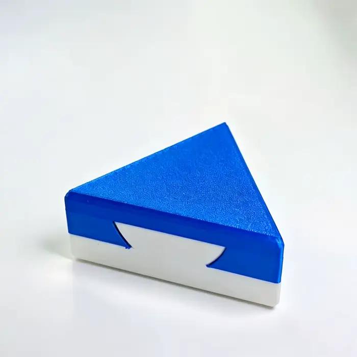 Puzzle triangle impossible