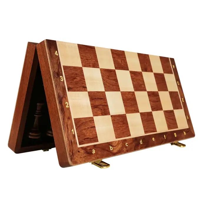 Jeu d'échecs en bois de qualité supérieure