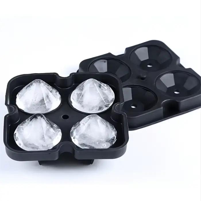Créez des glaçons uniques en forme de diamant à la maison avec ce moule de plateau à glaçons DIY!
