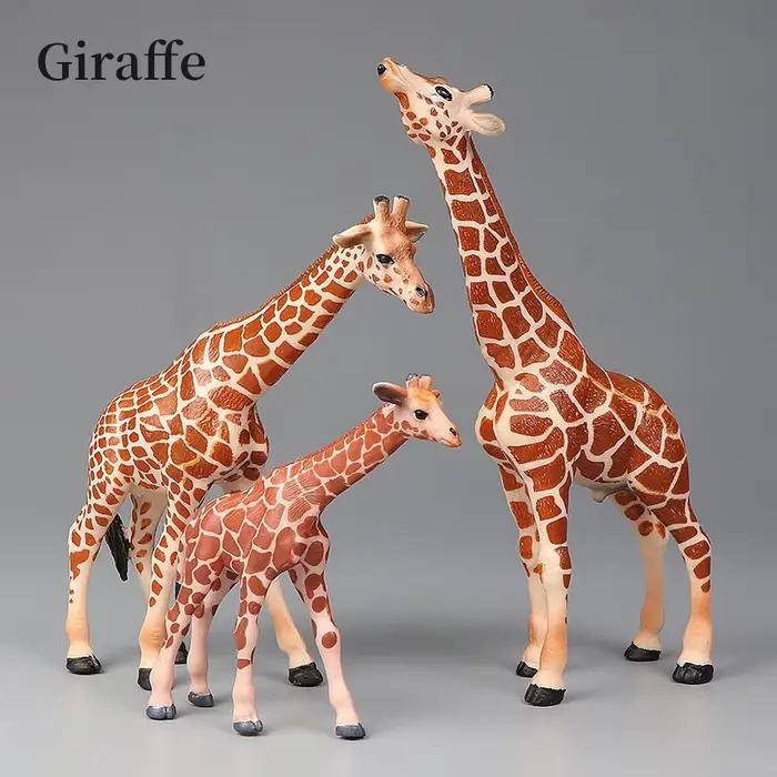 Ensemble de girafe du monde de la faune africaine
