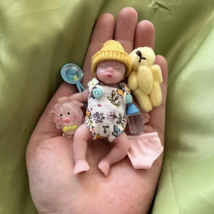 8 cm mignon Mini Silicone Bebe Reborn fille avec 2 ensembles