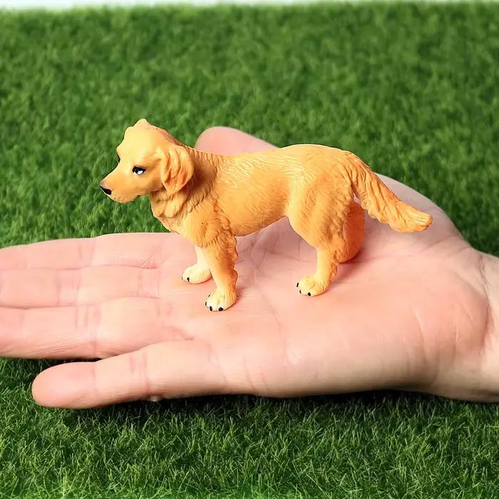 Figurines d'animaux réalistes pour chien