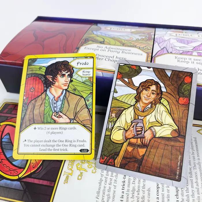 The Fellowship of the Ring Trick-Taking Game - Jeu de cartes coopératif pour 1 à 4 adultes (à partir de 14 ans)
