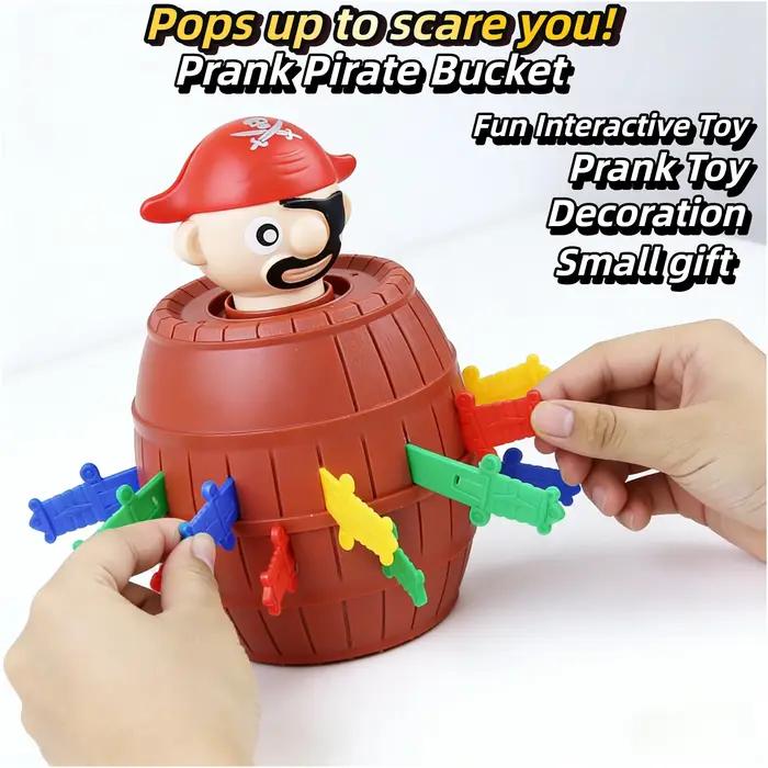 Jeu de piraterie en forme de baril