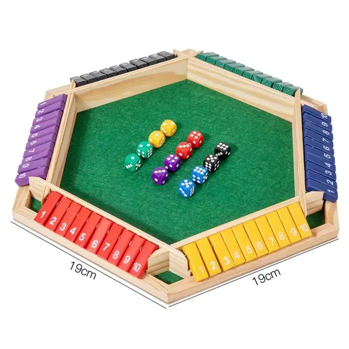 Jeu de société à dés en bois