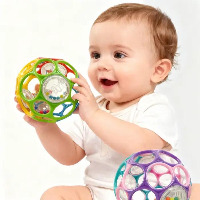 Hochets de boule de préhension doux pour bébé