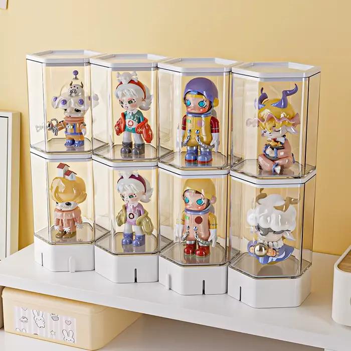 Boîte de rangement et présentoir pour poupées et figurines faites main