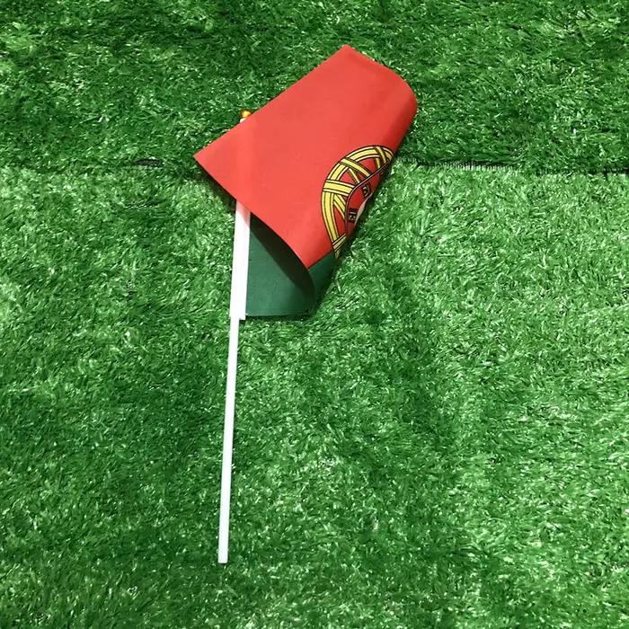 (DRAGONNADE) Drapeau du Portugal 14x21cm en polyester, drapeau portugais à agiter à la main avec mât en plastique pour la décoration