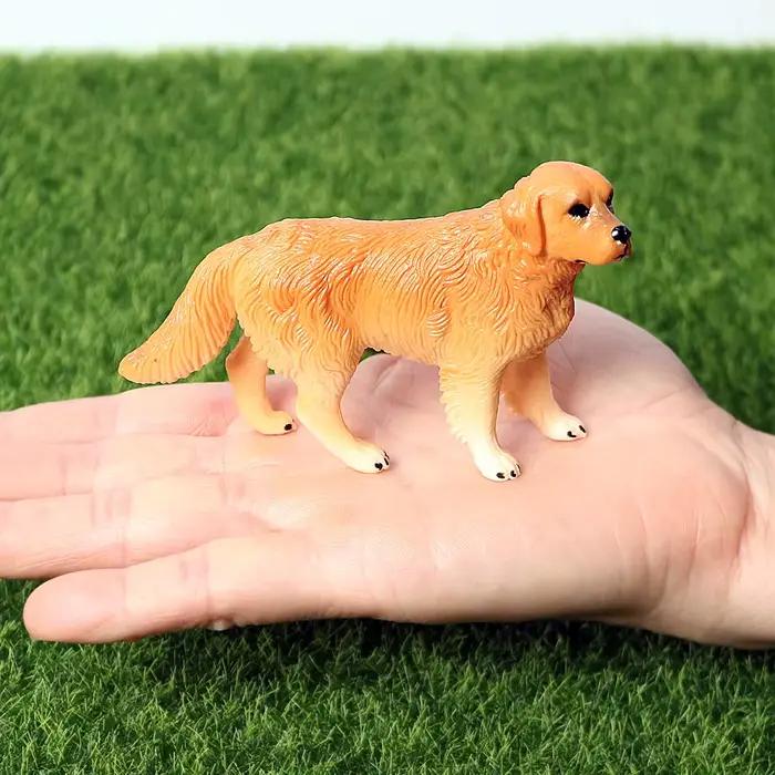 Figurines d'animaux réalistes pour chien