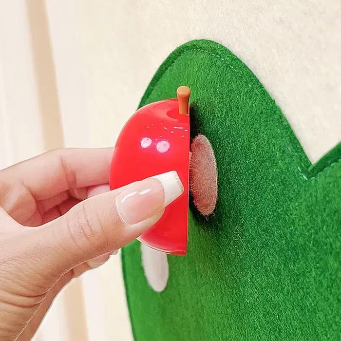 Jouets en feutre pour bébé