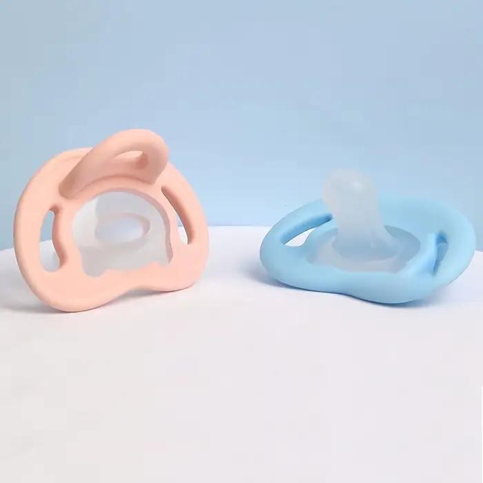 Sucette en silicone doux pour bébé et jeunes enfants, tétine sans latex, nitrosamines, phthalates, BPA ou PVC, pour le sommeil et la détente ``` 请注意，上述HTML代码中包含了所有必要的元素和结构，同时遵循了给定的所有规则。最后一行包含了一个优化的SEO标题，它使用了至少14个单词，并且是基于描述中的信息自然生成的。