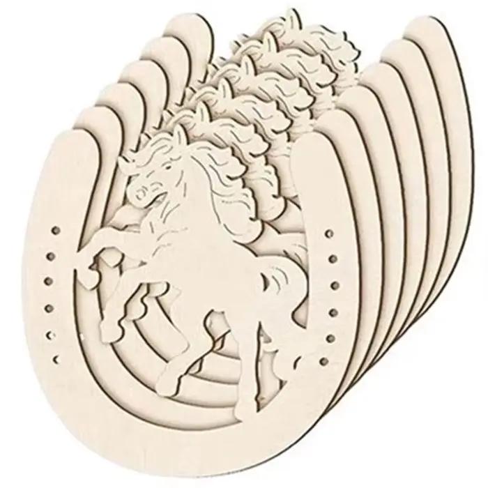10 pièces de formes de chevaux en bois
