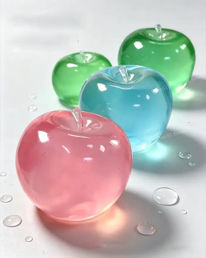 Balle anti-stress pomme souple, jouet sensoriel fidget rebondissant à presser pour adultes et enfants, cadeau de Noël disponible en trois couleurs