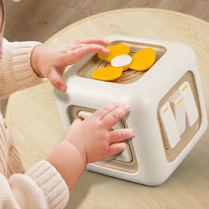Cube d'activité Montessori 6 en 1, jouets pour bébé, planche sensorielle occupée, jouet de voyage, apprentissage éducatif, compétences de vie de base, jouets pour tout-petits