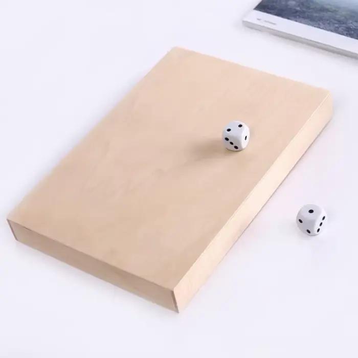 Jeu de plateau Vintage avec boîte fermée