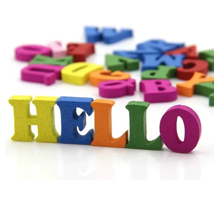 Lettres de l'Alphabet Décoratives en Bois Coloré pour Enfant