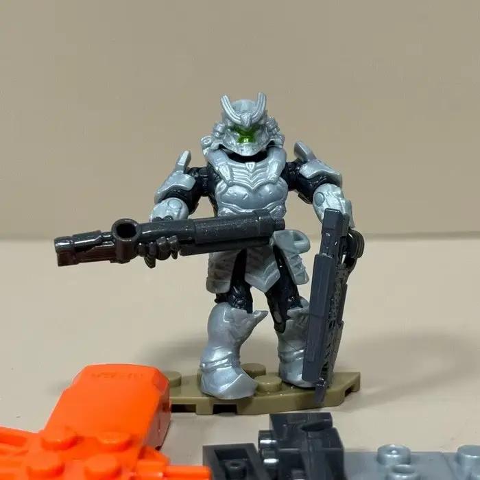 Mega Bloks Construx UNSC Spartan Anubis Yoro Elite Ultra Brute Warriors Mongoose Outriders Figurines d'action avec jouet accessoire