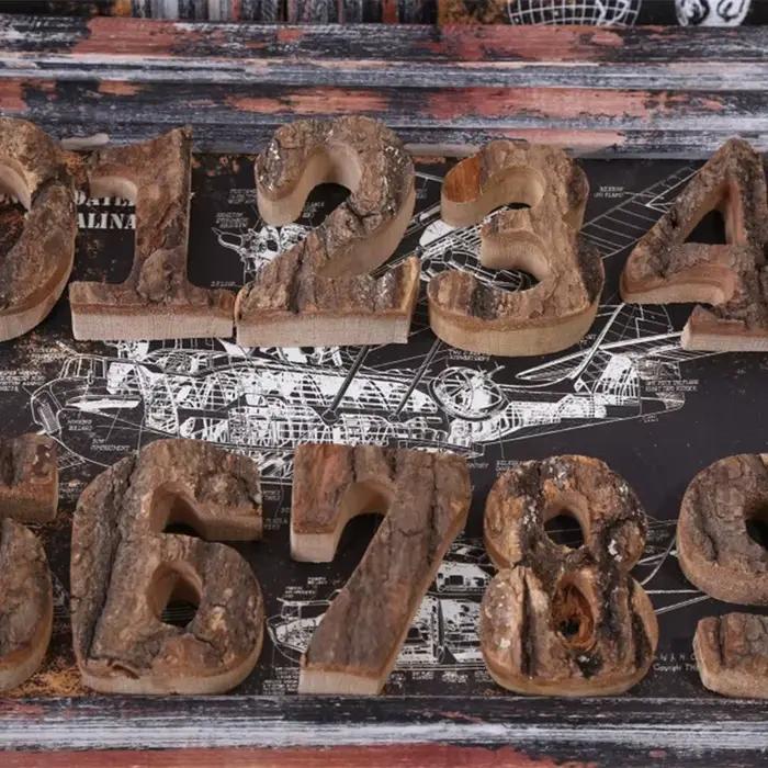 Lettres de l'Alphabet et Chiffres en Bois Naturel Vintage