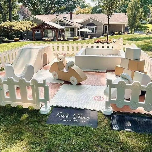 Équipement de terrain de jeu souple pour tout-petits marron, personnalisable pour fêtes d'anniversaire, location commerciale, ensembles de jeux souples intérieurs pour enfants