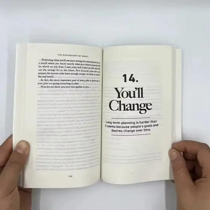 -L'une psychologie des livres d'argent pour adultes, leçons intemporelles sur la richesse, livres d'affaires du bonheur de la augmentation.