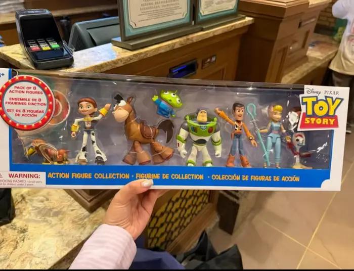 Figurine de collection Disney Toy Story Buzz Lightyear, Ranger spatial parlant avec son et lumière laser, figurine d'action personnalisable