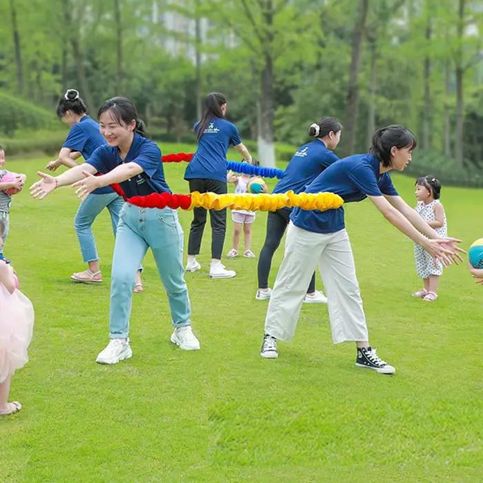 Jeux de groupe en plein air pour adultes et enfants