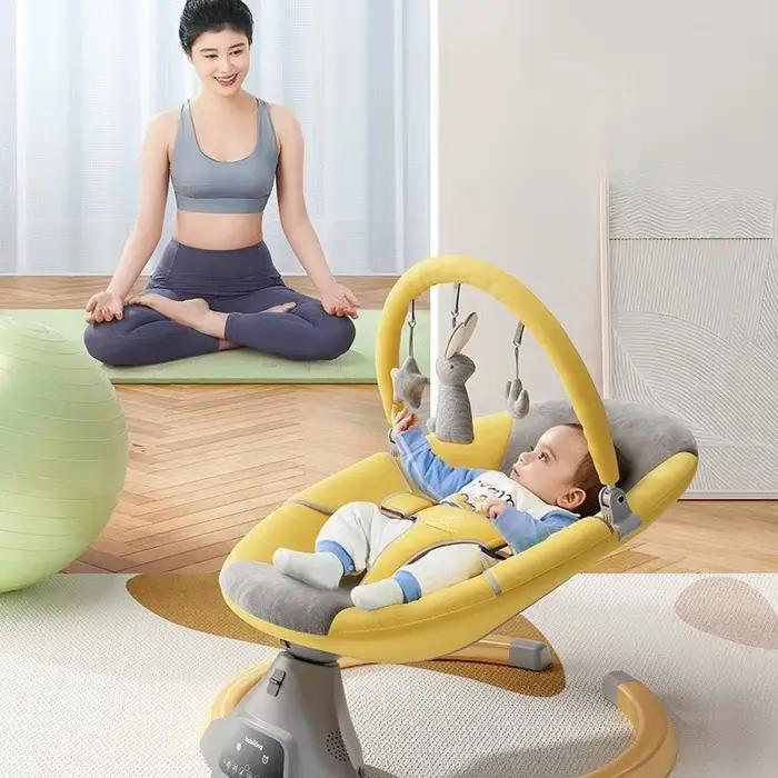 Lit à bascule pour bébé