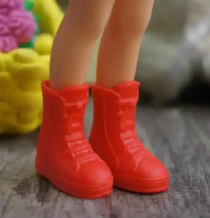 Chaussures mignonnes et accessoires pour poupée