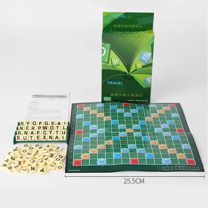 Jeu de société de scrabble avec boîte d'orthographe anglaise