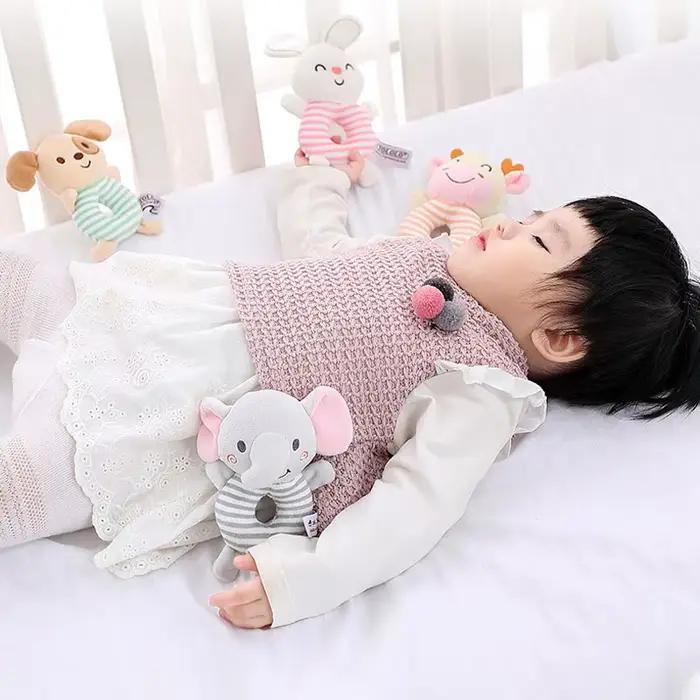 Hochet en peluche pour bébé de 0 à 24 mois