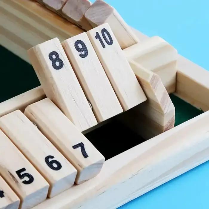 Nouveau jeu de société de dés en bois pour 2-4 joueurs jeu de dés avec rabats pour l'interaction Parent-enfant amis divertissement de fête amusant