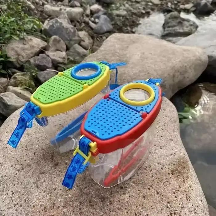Visionneuse d'insectes en plein air