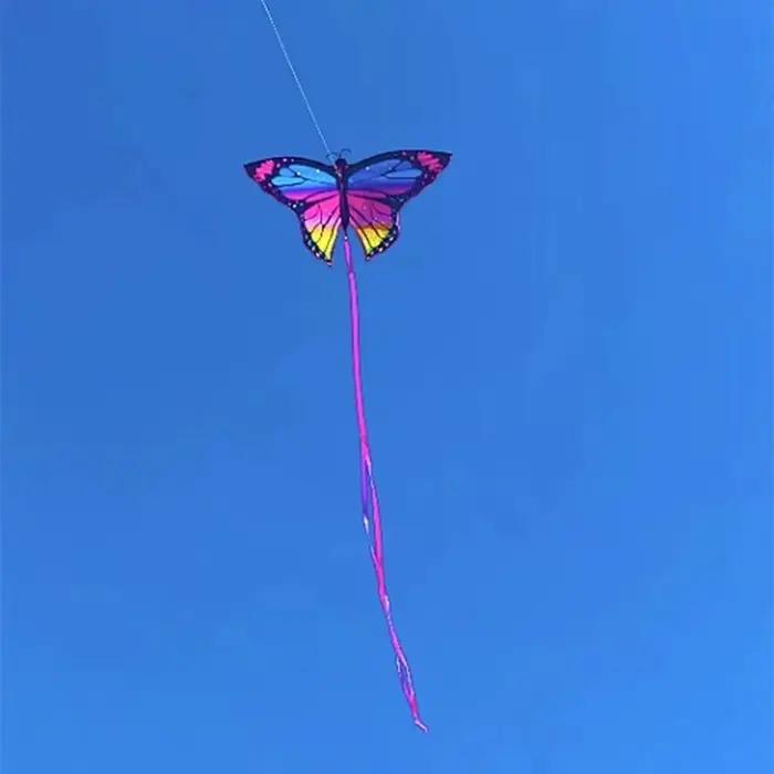 Cerf-volant papillon coloré pour enfants