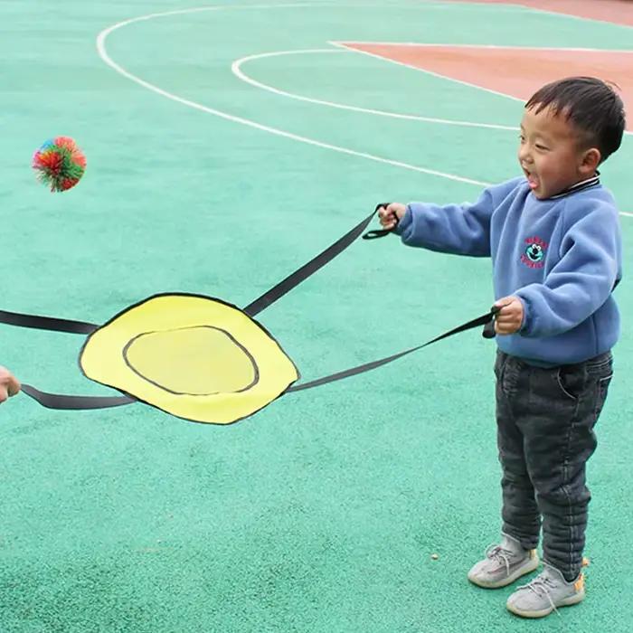 Jeux de sport amusants en plein air pour enfants