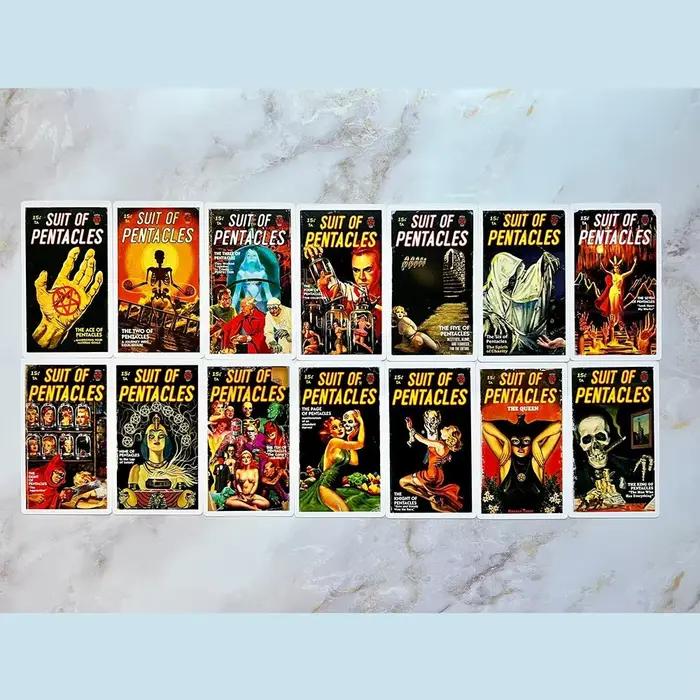 Jeu de cartes sur le thème de l'horreur avec illustrations inspirées de la littérature macabre et de la pop culture