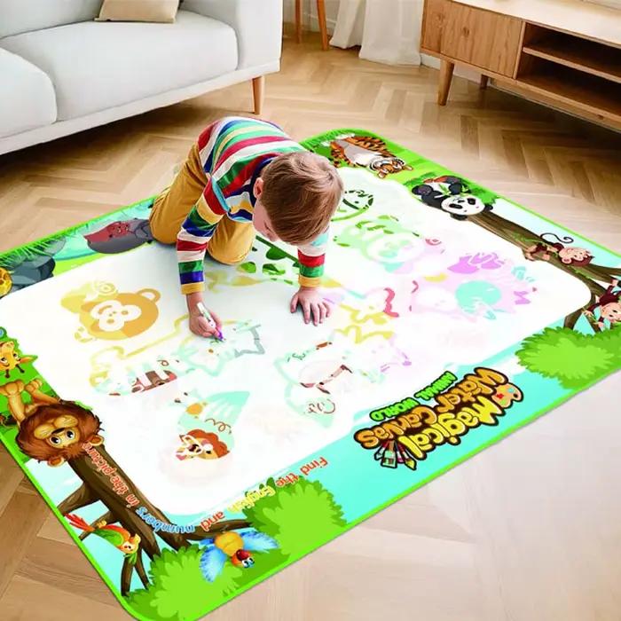 Tapis de dessin à l'eau magique